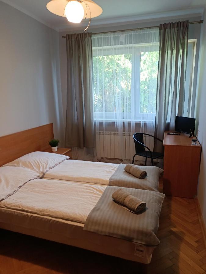 Pokoje Pod Swierkiem Swarzędz 外观 照片