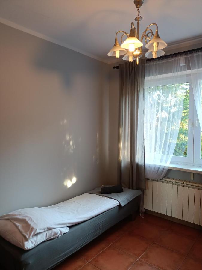 Pokoje Pod Swierkiem Swarzędz 外观 照片
